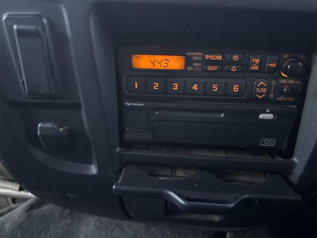 フォワード 　ＭＴ　後輪ダブル　電動格納ミラー　エアコン　運転席エアバッグ　．　最大積？量４，３５０（46枚目）