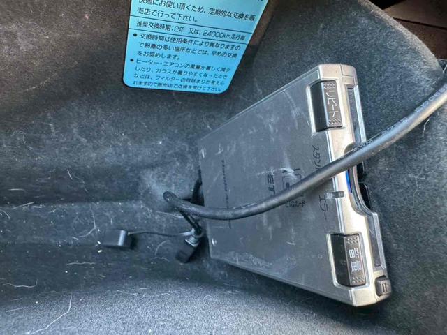 オデッセイ アブソルート ETC バックカメラ ナビ TV オートクルーズコントロール アルミホイール HID キーレスエントリー 電動格納ミラー 3列シート AT 盗難防止システム 衝突安全ボディ ABS ESC USB(10枚目)