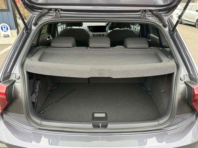 ポロ TSI Rライン ドライブレコーダー バックカメラ ナビ クリアランスソナー オートクルーズコントロール パークアシスト 衝突被害軽減システム アルミホイール オートライト LEDヘッドランプ スマートキー(18枚目)