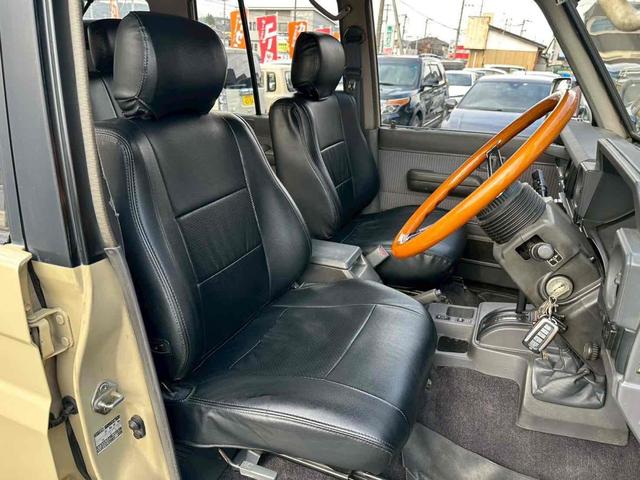 ランドクルーザープラド SXワイドリミテッド 4WD ETC AT カセット 3列シート(21枚目)