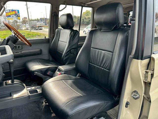 ランドクルーザープラド SXワイドリミテッド 4WD ETC AT カセット 3列シート(22枚目)