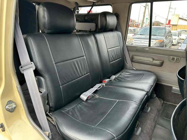 ランドクルーザープラド SXワイドリミテッド 4WD ETC AT カセット 3列シート(24枚目)