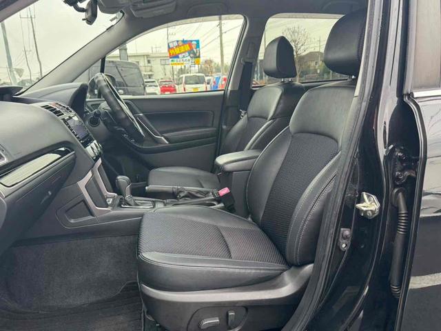フォレスター Ｓ－リミテッド　４ＷＤ　ＥＴＣ　バックカメラ　オートクルーズコントロール　レーンアシスト　パワーシート　衝突被害軽減システム　ナビ　ＴＶ　オートライト　ＬＥＤヘッドランプ　アルミホイール　スマートキー（18枚目）