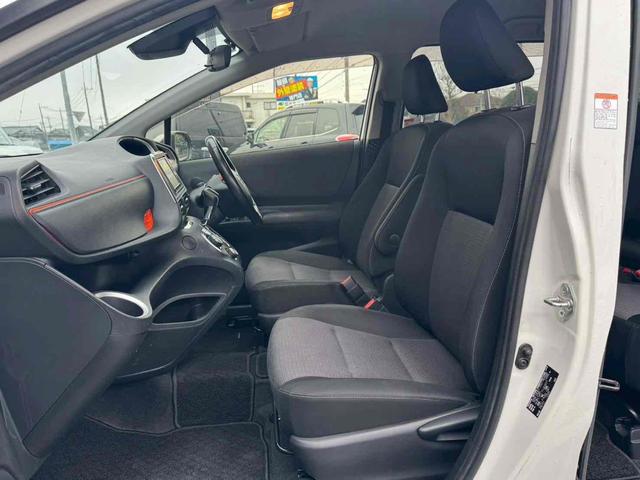 シエンタ ハイブリッド　ファンベースＧ　ＥＴＣ　ナビ　ＴＶ　オートクルーズコントロール　レーンアシスト　衝突被害軽減システム　両側電動スライドドア　オートマチックハイビーム　スマートキー　電動格納ミラー　シートヒーター　ＣＶＴ　ＣＤ（19枚目）