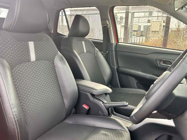 ロッキー プレミアム　ＥＴＣ　バックカメラ　クリアランスソナー　オートクルーズコントロール　レーンアシスト　衝突被害軽減システム　ナビ　ＴＶ　ＬＥＤヘッドランプ　アルミホイール　スマートキー　アイドリングストップ（19枚目）