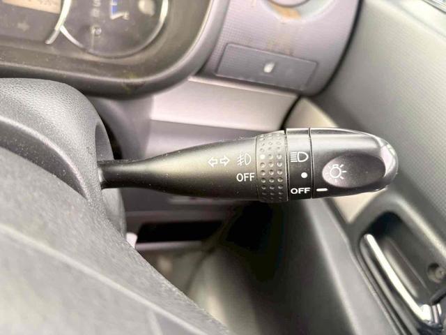 ムーヴコンテ カスタム　Ｘ　ナビ　ＴＶ　ＨＩＤ　スマートキー　ベンチシート　ＣＶＴ　盗難防止システム　ＡＢＳ　ＣＤ　ＤＶＤ再生　ＵＳＢ　アルミホイール　衝突安全ボディ　エアコン　パワーステアリング　パワーウィンドウ（10枚目）