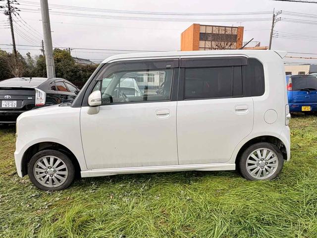 ムーヴコンテ カスタム　Ｘ　ナビ　ＴＶ　ＨＩＤ　スマートキー　ベンチシート　ＣＶＴ　盗難防止システム　ＡＢＳ　ＣＤ　ＤＶＤ再生　ＵＳＢ　アルミホイール　衝突安全ボディ　エアコン　パワーステアリング　パワーウィンドウ（16枚目）