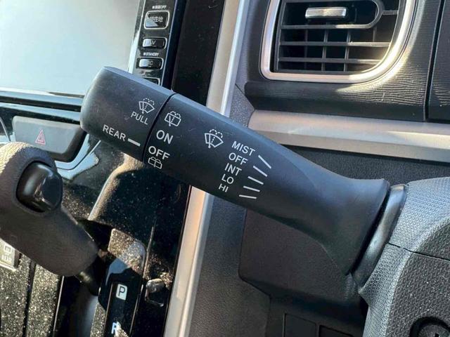 タント カスタムＸ　ＳＡ　バックカメラ　両側スライド・片側電動　ナビ　ＴＶ　衝突被害軽減システム　オートライト　ＬＥＤヘッドランプ　スマートキー　アイドリングストップ　電動格納ミラー　ベンチシート　ＣＶＴ　盗難防止システム（10枚目）