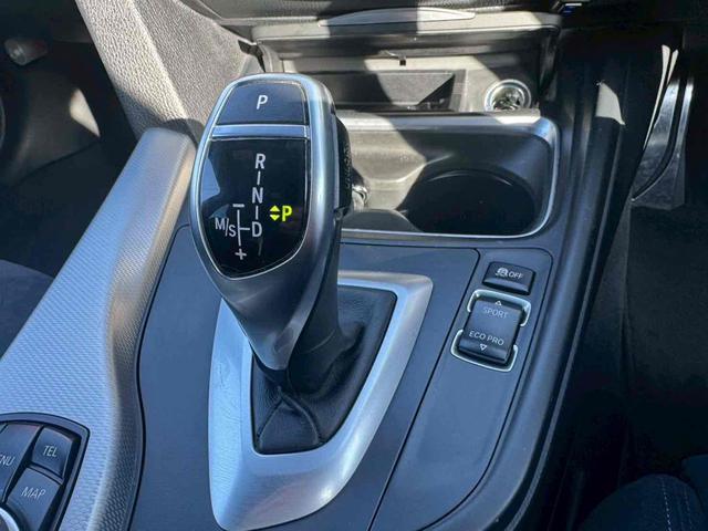 ３シリーズ ３２０ｄツーリング　Ｍスポーツ　ドライブレコーダー　バックカメラ　ナビ　クリアランスソナー　レーンアシスト　アルミホイール　オートライト　パワーシート　スマートキー　アイドリングストップ　ＡＴ　電動リアゲート　ＥＳＣ　ＣＤ　エアコン（10枚目）