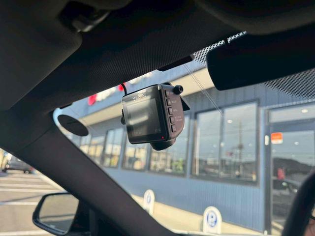 ３シリーズ ３２０ｄツーリング　Ｍスポーツ　ドライブレコーダー　バックカメラ　ナビ　クリアランスソナー　レーンアシスト　アルミホイール　オートライト　パワーシート　スマートキー　アイドリングストップ　ＡＴ　電動リアゲート　ＥＳＣ　ＣＤ　エアコン（14枚目）