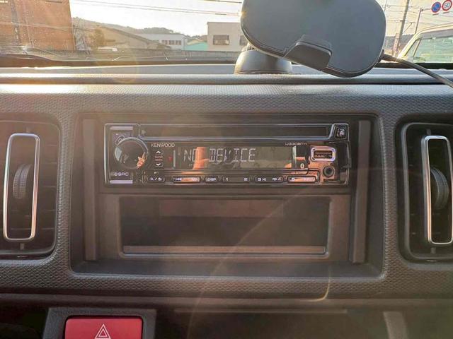 アルトワークス ベースグレード　ＥＴＣ　クリアランスソナー　レーンアシスト　衝突被害軽減システム　オートライト　ＨＩＤ　スマートキー　アイドリングストップ　電動格納ミラー　ＡＴ　盗難防止システム　ＡＢＳ　ＥＳＣ　ＣＤ　アルミホイール（4枚目）