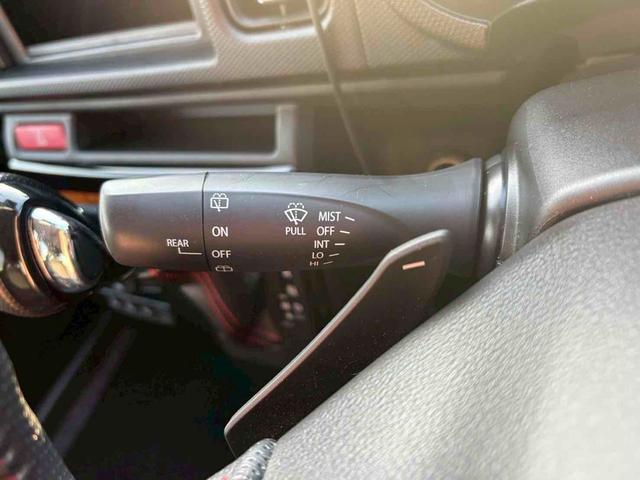 アルトワークス ベースグレード　ＥＴＣ　クリアランスソナー　レーンアシスト　衝突被害軽減システム　オートライト　ＨＩＤ　スマートキー　アイドリングストップ　電動格納ミラー　ＡＴ　盗難防止システム　ＡＢＳ　ＥＳＣ　ＣＤ　アルミホイール（9枚目）