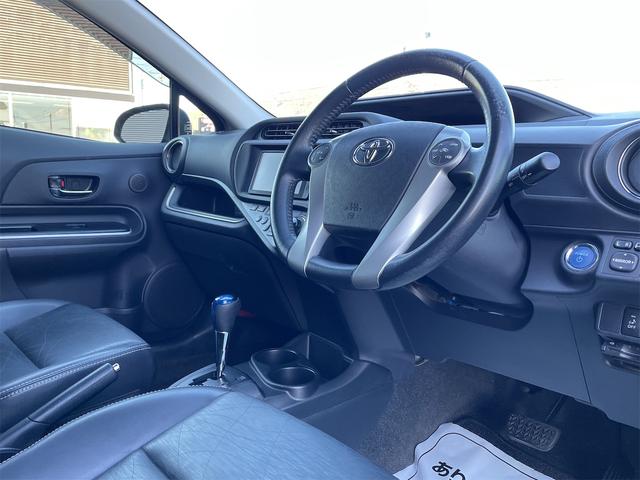 アクア Ｇブラックソフトレザーセレクション　純正ＳＤナビ　バックカメラ　禁煙車　スマートキー　ＬＥＤヘッドライト　ＥＴＣ　オートエアコン　Ｂｌｕｅｔｏｏｔｈ　フルセグ（6枚目）