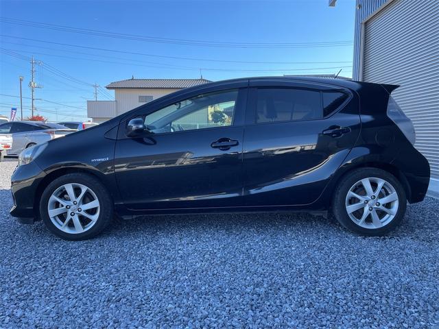 アクア Ｇブラックソフトレザーセレクション　純正ＳＤナビ　バックカメラ　禁煙車　スマートキー　ＬＥＤヘッドライト　ＥＴＣ　オートエアコン　Ｂｌｕｅｔｏｏｔｈ　フルセグ（14枚目）