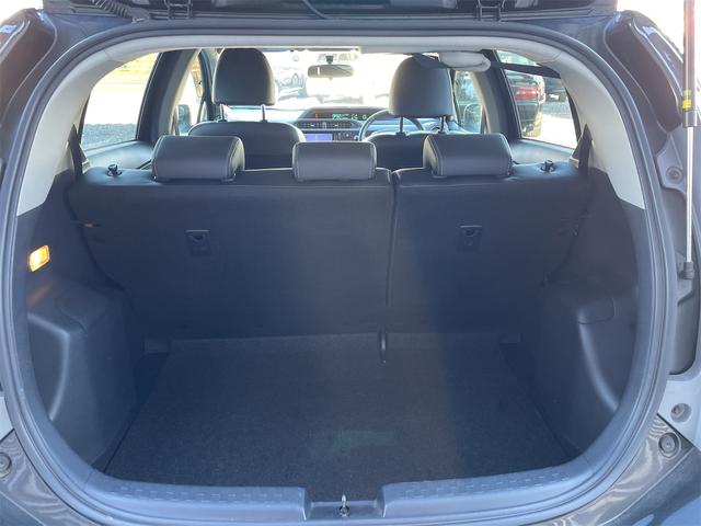 アクア Ｇブラックソフトレザーセレクション　純正ＳＤナビ　バックカメラ　禁煙車　スマートキー　ＬＥＤヘッドライト　ＥＴＣ　オートエアコン　Ｂｌｕｅｔｏｏｔｈ　フルセグ（22枚目）