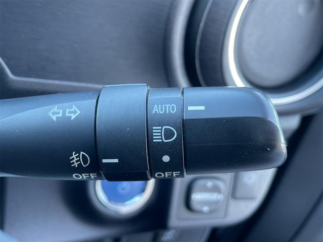 アクア Ｇブラックソフトレザーセレクション　純正ＳＤナビ　バックカメラ　禁煙車　スマートキー　ＬＥＤヘッドライト　ＥＴＣ　オートエアコン　Ｂｌｕｅｔｏｏｔｈ　フルセグ（27枚目）