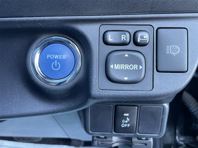 アクア Ｇブラックソフトレザーセレクション　純正ＳＤナビ　バックカメラ　禁煙車　スマートキー　ＬＥＤヘッドライト　ＥＴＣ　オートエアコン　Ｂｌｕｅｔｏｏｔｈ　フルセグ（29枚目）