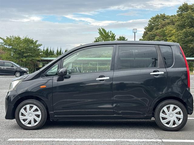 ステラ Ｌ　Ｗエアバッグ　フルフラットシート　ＡＵＴＯエアコン　ＰＷ　電格ミラー　運転席エアバック　盗難防止　キーレスキー　衝突安全ボディ　パワステ　ＡＢＳ　ベンチシート　アイドルストップ（8枚目）