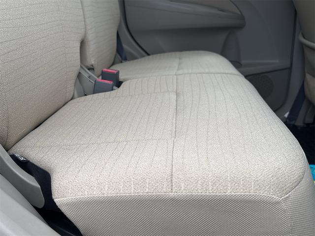 ステラ Ｌ　Ｗエアバッグ　フルフラットシート　ＡＵＴＯエアコン　ＰＷ　電格ミラー　運転席エアバック　盗難防止　キーレスキー　衝突安全ボディ　パワステ　ＡＢＳ　ベンチシート　アイドルストップ（30枚目）