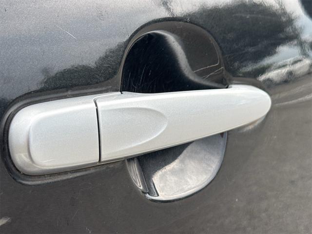 ステラ Ｌ　Ｗエアバッグ　フルフラットシート　ＡＵＴＯエアコン　ＰＷ　電格ミラー　運転席エアバック　盗難防止　キーレスキー　衝突安全ボディ　パワステ　ＡＢＳ　ベンチシート　アイドルストップ（40枚目）