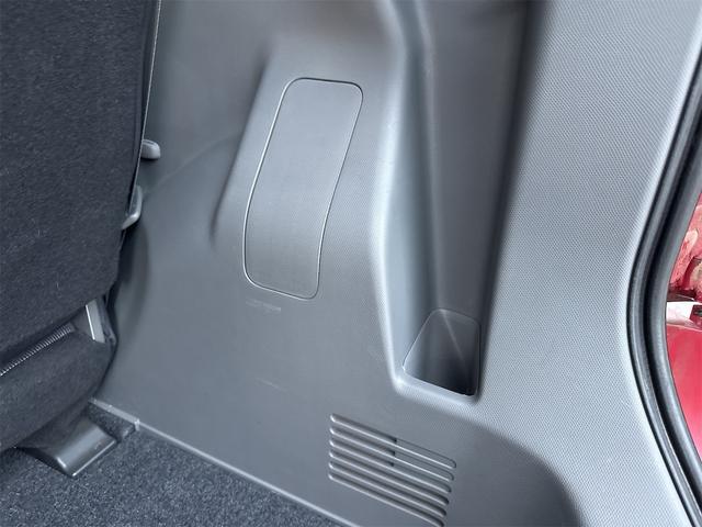 キューブ １４Ｓ　サンルーフ　ＥＴＣ　　ベンチシート　キーレス　インテリキー　Ｗエアバッグ　　フルセグＴＶ（55枚目）