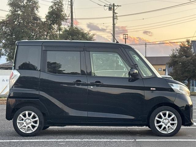 デイズルークス S フルフラットシート ベンチS PS 両席エアバック アイドルストップ オートエアコン キーレスエントリーシステム ナビ エアーバッグ ABS 衝突安全ボディ パワーウインド(4枚目)