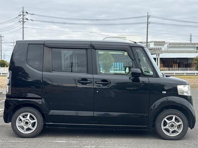 Ｎ－ＢＯＸ Ｇ・Ｌパッケージ　Ｉ－ＳＴＯＰ　ベンチ席　１オ－ナ－　全席ＰＷ　イモビライザー　ナビテレビ　１セグ　衝突安全ボディ　ＡＡＣ　横滑り防止　スマートキー　ＡＢＳ　ＥＴＣ　ＵＳＢ接続　キーレスＥ　片側電動両側スライドドア（4枚目）