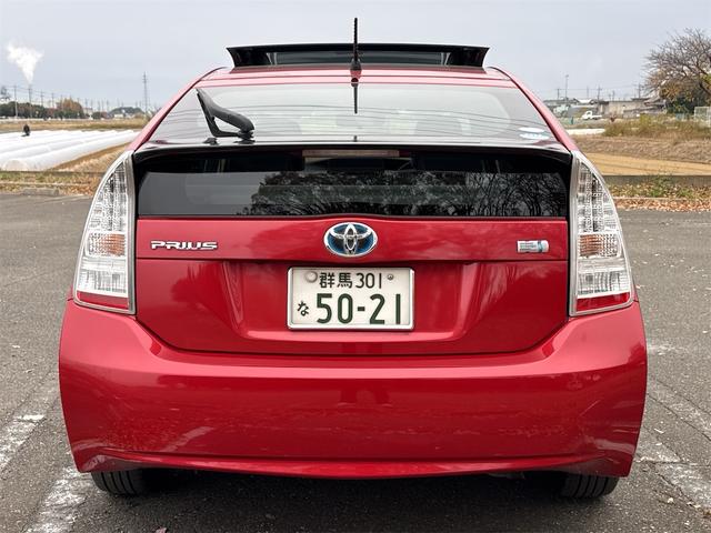 プリウス S ムーンルーフ ETC装備 Bモニタ- ワンセグ視聴可 AUTOライト BLUETOOTH アイドリングストップ搭載 ナビTV インテリキー イモビライザー 衝突安全ボディ 横スベリ防止 ABS(7枚目)