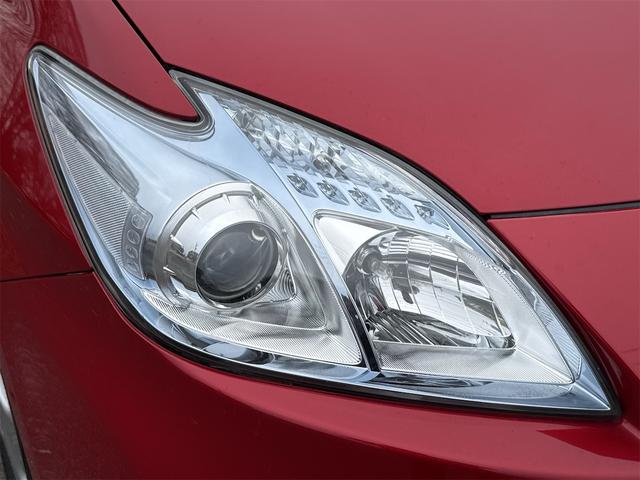プリウス S ムーンルーフ ETC装備 Bモニタ- ワンセグ視聴可 AUTOライト BLUETOOTH アイドリングストップ搭載 ナビTV インテリキー イモビライザー 衝突安全ボディ 横スベリ防止 ABS(14枚目)