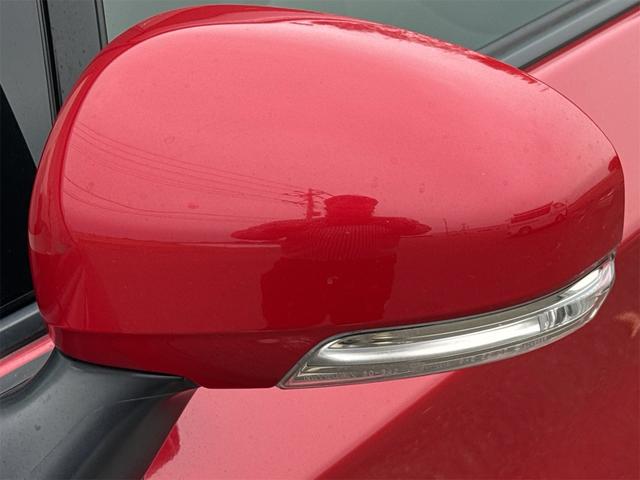 プリウス S ムーンルーフ ETC装備 Bモニタ- ワンセグ視聴可 AUTOライト BLUETOOTH アイドリングストップ搭載 ナビTV インテリキー イモビライザー 衝突安全ボディ 横スベリ防止 ABS(62枚目)