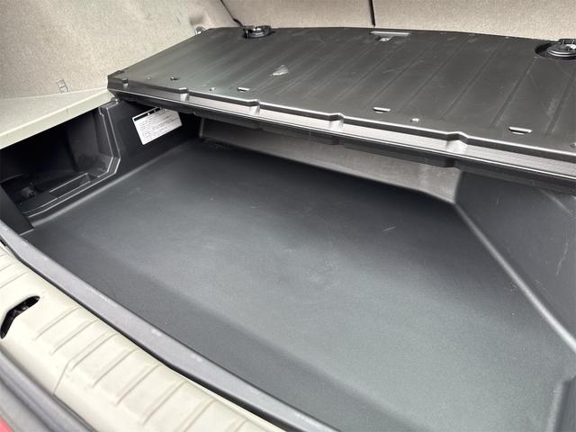 プリウス S ムーンルーフ ETC装備 Bモニタ- ワンセグ視聴可 AUTOライト BLUETOOTH アイドリングストップ搭載 ナビTV インテリキー イモビライザー 衝突安全ボディ 横スベリ防止 ABS(64枚目)