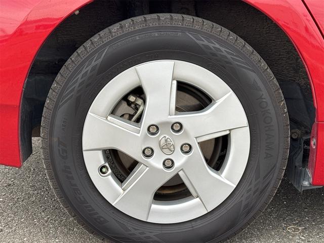 プリウス S ムーンルーフ ETC装備 Bモニタ- ワンセグ視聴可 AUTOライト BLUETOOTH アイドリングストップ搭載 ナビTV インテリキー イモビライザー 衝突安全ボディ 横スベリ防止 ABS(71枚目)