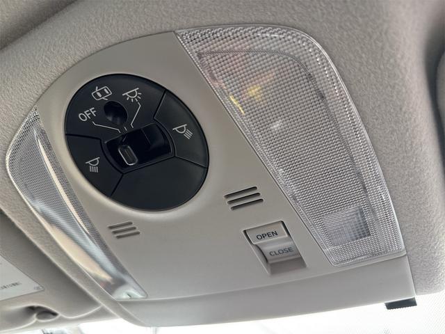 プリウス S ムーンルーフ ETC装備 Bモニタ- ワンセグ視聴可 AUTOライト BLUETOOTH アイドリングストップ搭載 ナビTV インテリキー イモビライザー 衝突安全ボディ 横スベリ防止 ABS(78枚目)