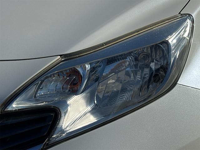 ノート Ｘ　ＤＩＧ－Ｓ　エマージェンシーブレーキパッケージ　Ｂｌｕｅｔｏｏｔｈオーディオ　ＶＤＣ　レーンアシスト　ＥＴＣ　キーレスエントリー　ナビＴＶ　ＡＢＳ　エマージェンシブレーキ　セキュリティーアラーム　フルセグ地デジ　インテリキ－　リアカメラ（9枚目）