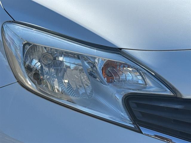 ノート Ｘ　ＤＩＧ－Ｓ　エマージェンシーブレーキパッケージ　Ｂｌｕｅｔｏｏｔｈオーディオ　ＶＤＣ　レーンアシスト　ＥＴＣ　キーレスエントリー　ナビＴＶ　ＡＢＳ　エマージェンシブレーキ　セキュリティーアラーム　フルセグ地デジ　インテリキ－　リアカメラ（12枚目）