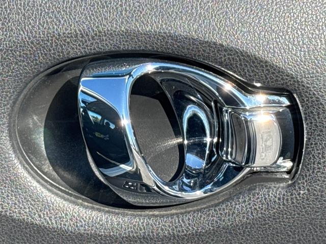 ノート Ｘ　ＤＩＧ－Ｓ　エマージェンシーブレーキパッケージ　Ｂｌｕｅｔｏｏｔｈオーディオ　ＶＤＣ　レーンアシスト　ＥＴＣ　キーレスエントリー　ナビＴＶ　ＡＢＳ　エマージェンシブレーキ　セキュリティーアラーム　フルセグ地デジ　インテリキ－　リアカメラ（21枚目）