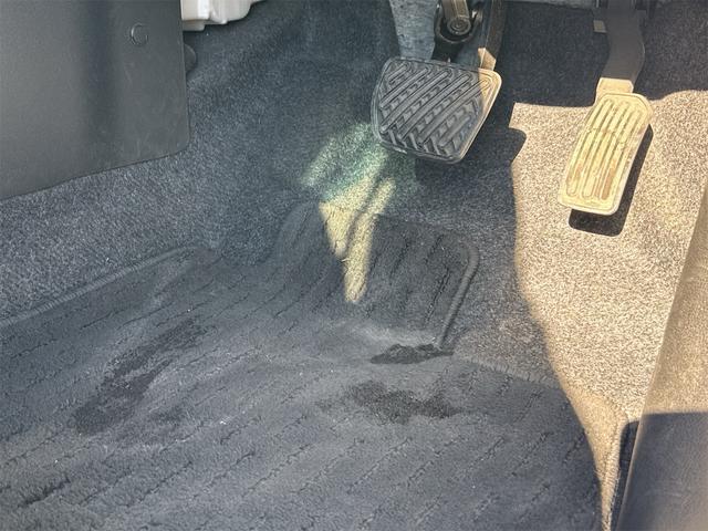 ノート Ｘ　ＤＩＧ－Ｓ　エマージェンシーブレーキパッケージ　Ｂｌｕｅｔｏｏｔｈオーディオ　ＶＤＣ　レーンアシスト　ＥＴＣ　キーレスエントリー　ナビＴＶ　ＡＢＳ　エマージェンシブレーキ　セキュリティーアラーム　フルセグ地デジ　インテリキ－　リアカメラ（22枚目）