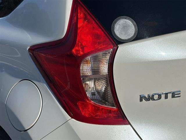 ノート Ｘ　ＤＩＧ－Ｓ　エマージェンシーブレーキパッケージ　Ｂｌｕｅｔｏｏｔｈオーディオ　ＶＤＣ　レーンアシスト　ＥＴＣ　キーレスエントリー　ナビＴＶ　ＡＢＳ　エマージェンシブレーキ　セキュリティーアラーム　フルセグ地デジ　インテリキ－　リアカメラ（49枚目）