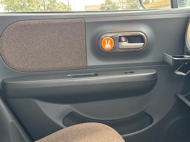 アルトラパン Ｇ　プッシュスタート　ＷＳＲＳ　パワーウィンドゥ　セキュリティアラーム　パワステ　ＡＢＳ　エアコン　運転席エアバッグ　衝突安全ボディ（22枚目）