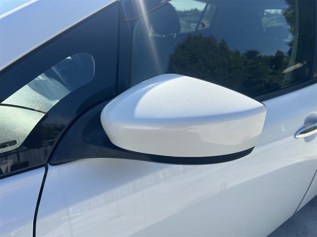 リーフ Ｘ　サンクスエディション（３０ｋｗｈ）　ドライブレコーダー　バックカメラ　ナビ　ＴＶ　クリアランスソナー　オートクルーズコントロール　衝突被害軽減システム　ＬＥＤヘッドランプ　スマートキー　シートヒーター　ＣＶＴ　盗難防止システム（14枚目）