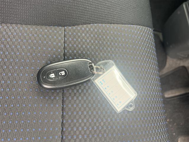 ワゴンＲスティングレー Ｘ　ＥＴＣ　ナビ　スマートキー　電動格納ミラー　ベンチシート　ＣＶＴ　ＣＤ　ＤＶＤ再生　ＵＳＢ　ミュージックプレイヤー接続可　Ｂｌｕｅｔｏｏｔｈ　アルミホイール　エアコン　パワーウィンドウ（32枚目）