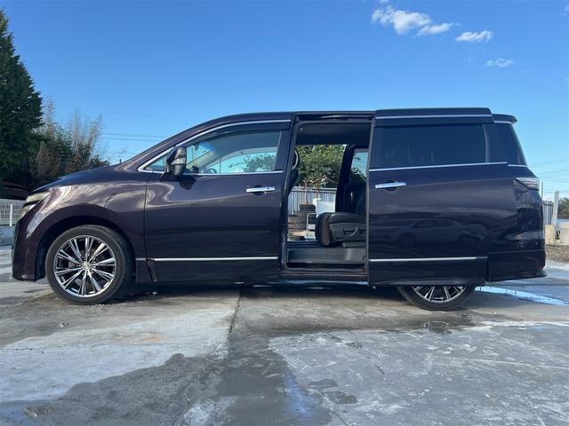 エルグランド 250ハイウェイスター 純正ナビTV ドライブレコーダー ETC バックカメラ 両側電動スライドドア HID スマートキー 後席モニター 3列シート オットマン アルミホイール CD DVD再生 ミュージックプレイヤー接続可(15枚目)