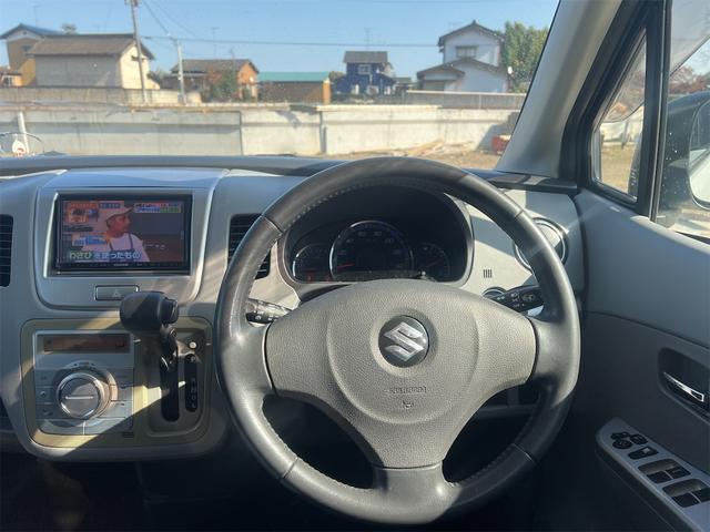 ワゴンR FXリミテッド ナビ TV スマートキー 電動格納ミラー ベンチシート AT 盗難防止システム ABS CD アルミホイール 衝突安全ボディ エアコン パワーステアリング パワーウィンドウ(14枚目)