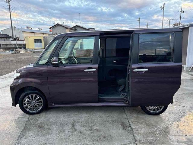 タント カスタムＲＳ　ドライブレコーダー　ＥＴＣ　電動スライドドア　ナビ　ＴＶ　スマートキー　アイドリングストップ　電動格納ミラー　ベンチシート　後席モニター　ＣＶＴ　ＣＤ　ＤＶＤ再生　Ｂｌｕｅｔｏｏｔｈ　アルミホイール（8枚目）