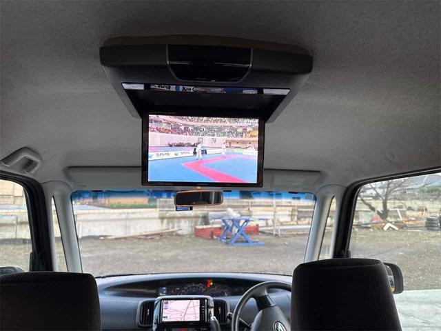 タント カスタムＲＳ　ドライブレコーダー　ＥＴＣ　電動スライドドア　ナビ　ＴＶ　スマートキー　アイドリングストップ　電動格納ミラー　ベンチシート　後席モニター　ＣＶＴ　ＣＤ　ＤＶＤ再生　Ｂｌｕｅｔｏｏｔｈ　アルミホイール（31枚目）