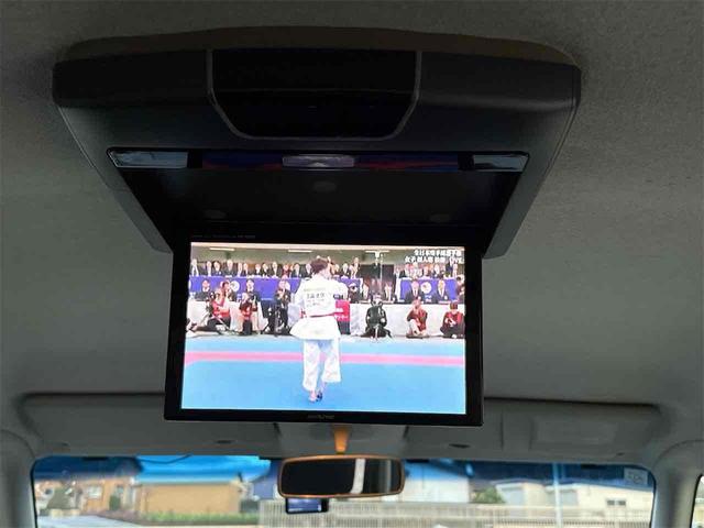 タント カスタムＲＳ　ドライブレコーダー　ＥＴＣ　電動スライドドア　ナビ　ＴＶ　スマートキー　アイドリングストップ　電動格納ミラー　ベンチシート　後席モニター　ＣＶＴ　ＣＤ　ＤＶＤ再生　Ｂｌｕｅｔｏｏｔｈ　アルミホイール（32枚目）