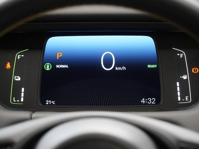 フィット ｅ：ＨＥＶＲＳ　当社デモカー９インチコネクトディスプレイ誤発進抑制機能後方誤発進抑制機能渋滞追従機能付きＡＣＣＬＥＤオートライトオートハイビームパーキングセンサーレーンキープアシストサイドエアバッグ　ナビ＆ＴＶ　禁煙（16枚目）