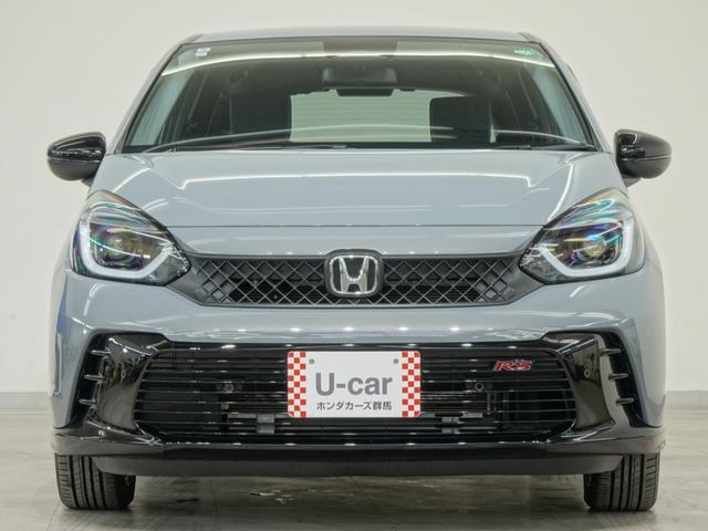 フィット ＲＳ　当社デモカー　９インチプレミアムインターナビ　バックカメラ　ホンダセンシング　ＬＥＤオートライト　パーキングソナー　ＵＳＢポート　コーナーセンサー　イモビライザー　地デジフルセグ　リアカメラ　エアコン（6枚目）