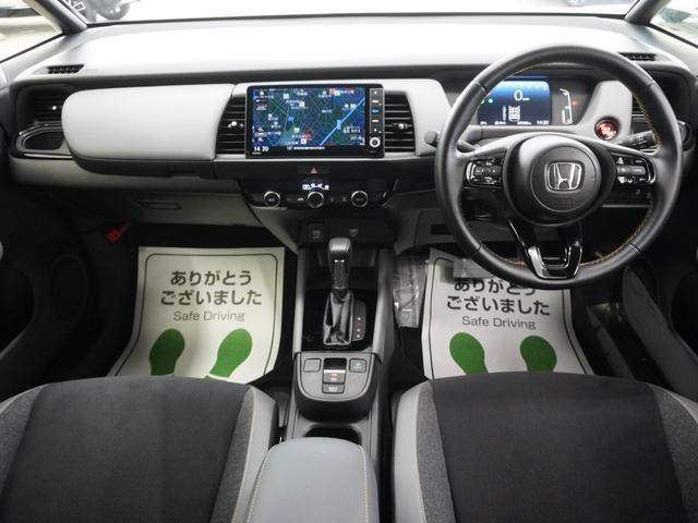 フィット ＲＳ　当社デモカー　９インチプレミアムインターナビ　バックカメラ　ホンダセンシング　ＬＥＤオートライト　パーキングソナー　ＵＳＢポート　コーナーセンサー　イモビライザー　地デジフルセグ　リアカメラ　エアコン（15枚目）