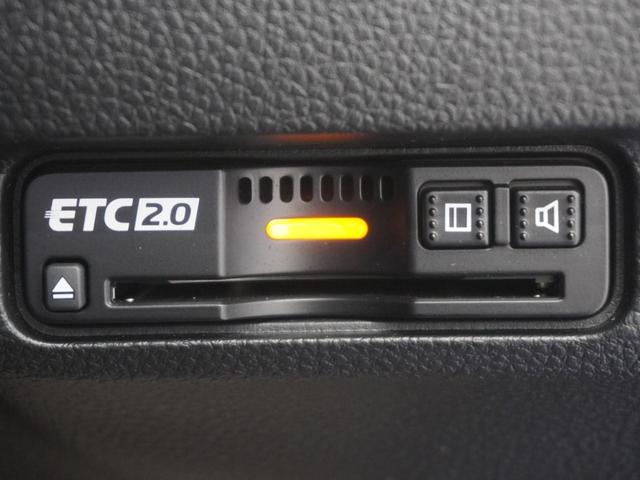 シビック ｅ：ＨＥＶ　ワンオーナーコネクトディスプレイ３カメラドラレコヒーター付パワーシートＢＯＳＥプレミアムサウンドシステムＬＥＤオートライト渋滞追従機能付きＡＣＣトラフィックジャムアシスト　盗難防止システム　後カメラ（26枚目）